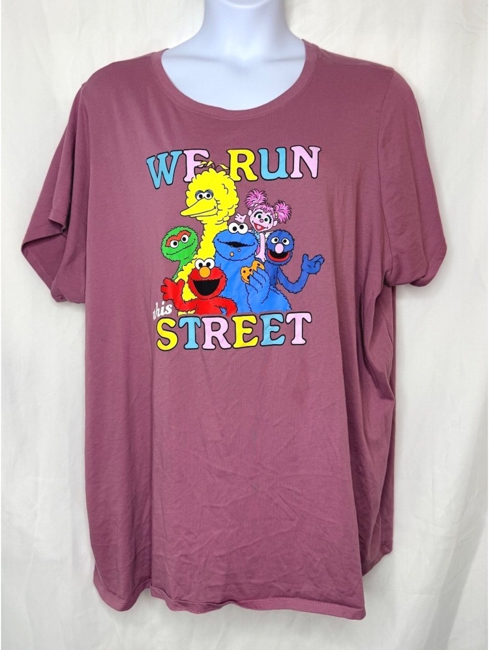Torrid Sesame Street We Run This Street Graphic Tee Dusky Orchid 5X